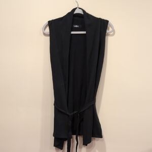 Elegant Black Sleeveless Vest